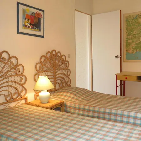 Appartement 4p Avec Piscine, Garage Et Climatisation A - Fr-1-780-68 *